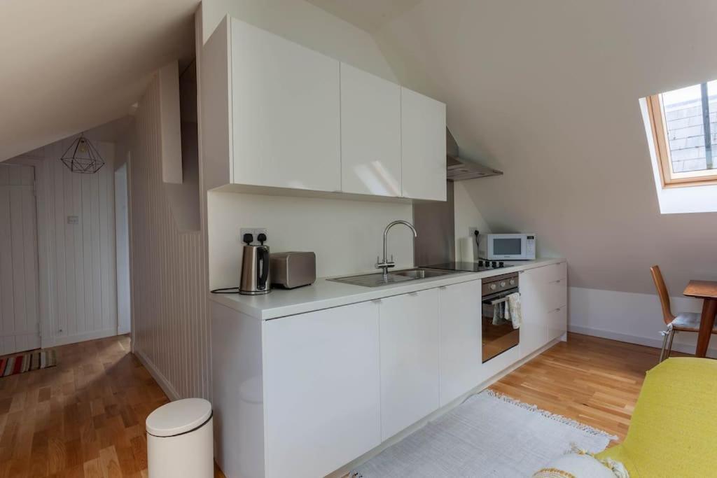 Plockton Sea View Apartment Bagian luar foto